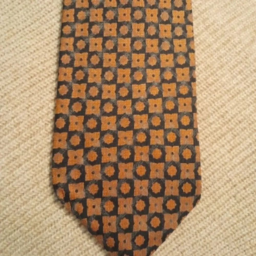 New John Stone Carrot & Gibbs Italian Silk Tie    All Ties 3/$40